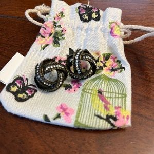 Plunder knot earrings with crystals